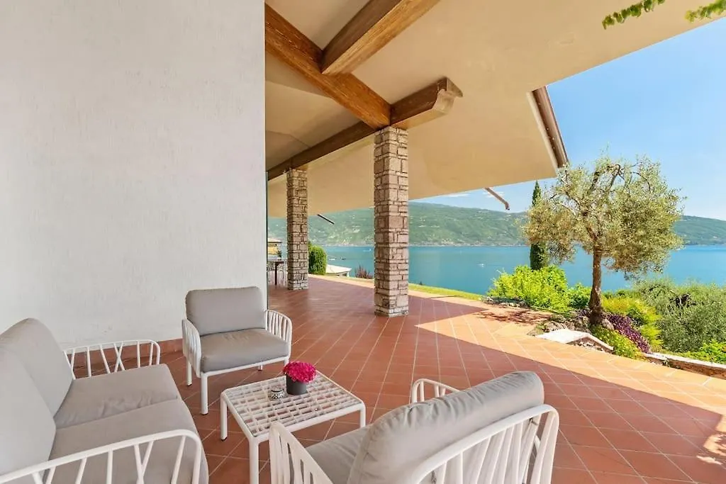 Villa Aurora- Villa Esclusiva Con Piscina E Splendida Vista Lago Gargnano 0*,  Olaszország