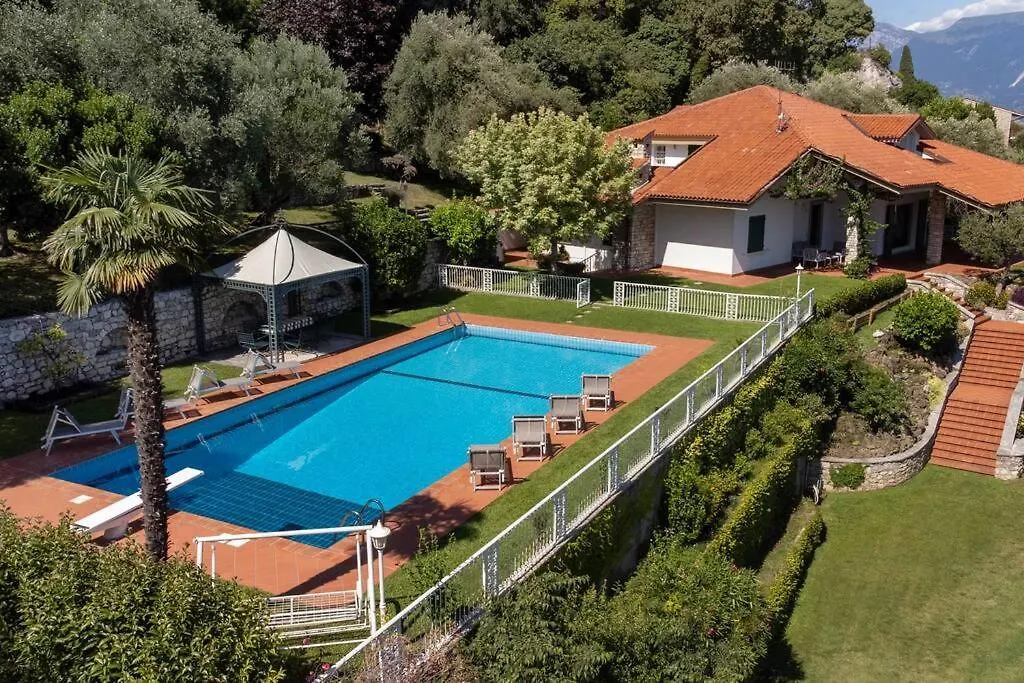 Villa Aurora- Villa Esclusiva Con Piscina E Splendida Vista Lago Gargnano